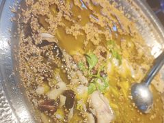 激情椒麻锅底-大河宴·椒麻鱼火锅(北京路中和美食街店)