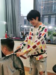 -欧艾美发沙龙