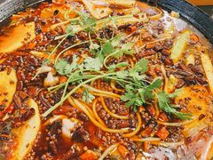 -鸿顺老铁锅美蛙鱼府(解放碑店)