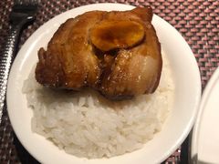 咸蛋黄红烧肉-肴约·花园式餐厅(湖里店)