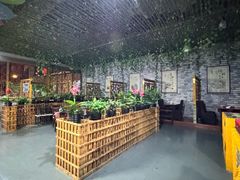 -一品山珍野生菌养身火锅(瑞丽市文蚌路店)