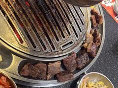-GOGIYA·咕叽吖韩国传统烤肉店(东方新天地店)