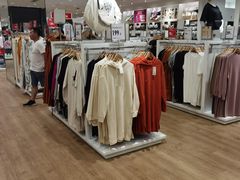 -优衣库(上海颛桥万达广场店)