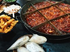 -岗上渣渣老火锅(两路口店)