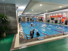 -小蓝鲸游泳培训基地(石景山店)