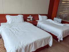 -兴芮温泉度假区