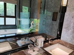 -大连金石滩绿发温泉假日酒店