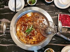 -古乐牛香•鲜牛肉牛杂火锅(系马桩总店)