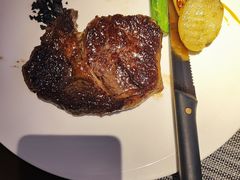 -卡普里披萨·牛扒·下午茶