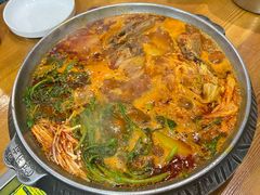 -喇喇排骨火锅·传统韩式脊骨汤(望京西园总店)