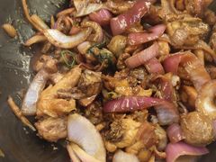 -胡须佬鸡煲四季火锅店(石厦西村直营店)