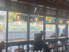 -星巴克(西藏路店)