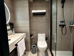 -汉庭(上海虹桥机场新店)