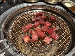 -韩烧牛中牛·甄选黑牛烤肉(黑金店)