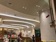 大堂-济南香格里拉·咖啡泉自助餐厅