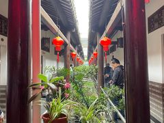 -唔呶喔哩酒家(生产街店)