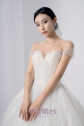 -予白婚纱礼服馆