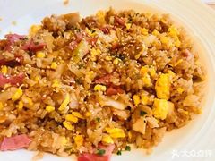 -必胜客(济微路店)