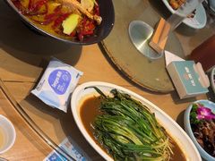 -江南驿·二十余年创意杭帮味(良渚玉鸟集店)