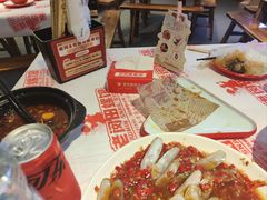 -老闵田螺馆·南昌市井菜·特色小吃(总店)