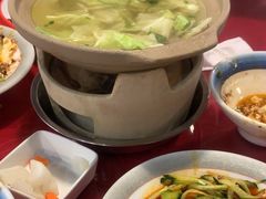 -冯烫烫跷脚牛肉·川菜小馆(武胜西街店)