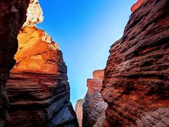 -天山神秘大峡谷