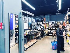 -迪卡侬(西华店)