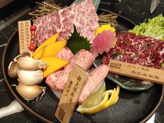 -山川小町·极番烧肉(新地假日广场店)
