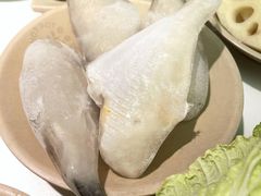 耗儿鱼-朱氏胖子烂火锅(洪崖洞店)