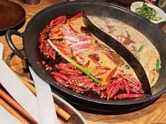 -巴卤社老火锅(财富店)