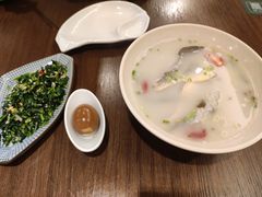 -玖鲜小笼(中山广场店)