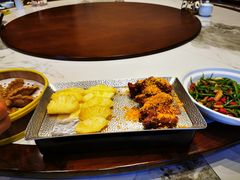 凤梨手抓排-紫泥369粗粮季(鼓楼店)