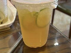 -何记花甲(海岸城旗舰店)