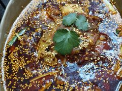 -有红鸡毛店·川菜(建设路店)