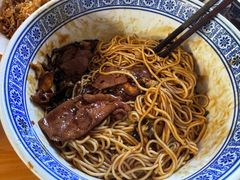 -沪西老弄堂面馆(定西路店)