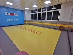 -正道拳击·跆拳道馆(青少年活动中心)