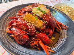 招牌油焖大虾-肥肥虾庄·金牌油焖大虾(汉街SKP店)