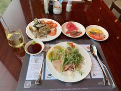 -武汉世茂希尔顿酒店·汇·全日餐厅