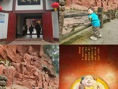 -峨眉山报国寺