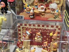 -泡泡玛特POPMART(石景山万达店)