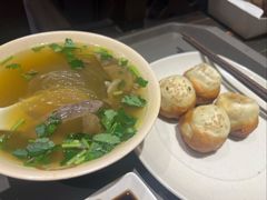 牛肉粉丝汤-哑巴生煎(临顿路店)