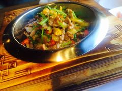 -胡桃里音乐餐厅(陶溪川店)(川湘赣菜·世界百大酒庄直供红酒·音乐表演)