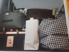 -安东易迷你仓自助寄存仓库(淞虹路店)