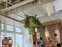 -必胜客(WOW昙华林店)