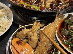 -鸿顺老铁锅美蛙鱼府(解放碑店)