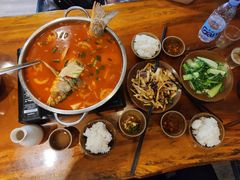 -苗湘食府(十年店)