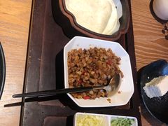 -耶里夏丽·丝路国际·新疆餐厅(浦东区东方路店)