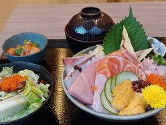 厨师发办海鲜丼-豊 胜手丼