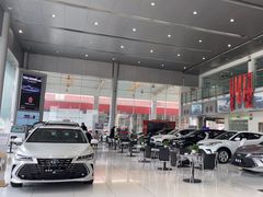 -南充通源宝马4S店(高坪店)