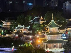 -包整·丝娃娃(甲秀楼景观店)